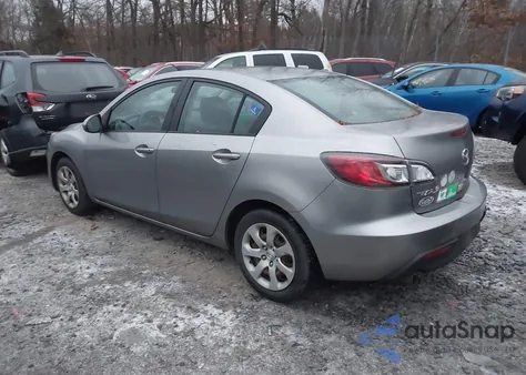 2011 Mazda Mazda3 I Sport из США, поврежденный, VIN JM1BL1UGXB1441970